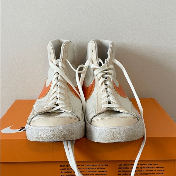 Nike Blazer Mid Cream High-Tops with Orange Accents - Picture 1 of 9